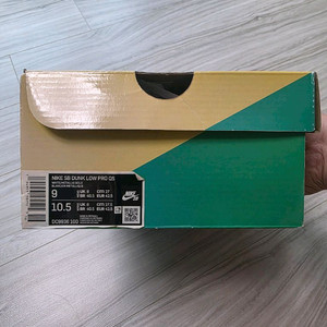 [270] 나이키 x 션 클리버 sb 덩크로우 홀리데이 스페셜 이미지