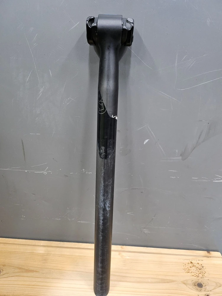 시마노 프로 바이브 카본 싯포스트 27.2mm 자전거 안장봉 이미지
