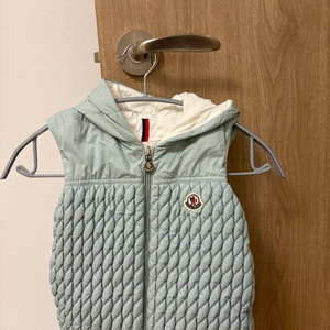 몽클레어 패딩 조끼 2-3y 이미지