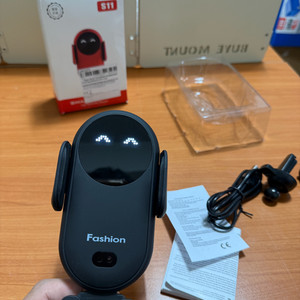 Fashion S11 차량용 무선 충전 거치대 이미지