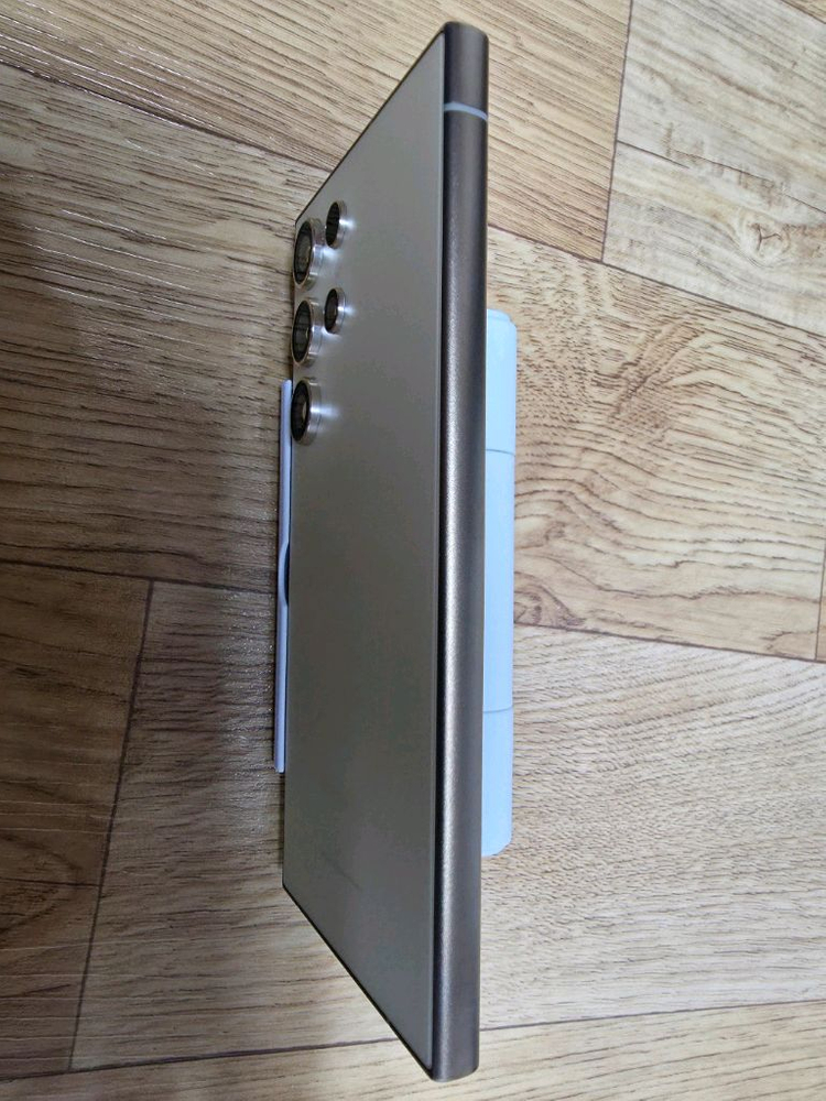 갤럭시 S24 울트라 S급 256G 옐로우골드 필름케이스제공 이미지