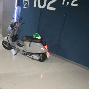 베스파 125cc 스쿠터 22년식 ABS 스프린트 이미지