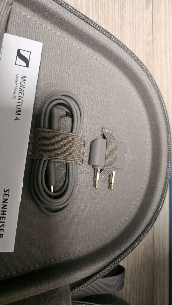 젠하이저 모멘텀4 와이어리스 + BTD600 이미지