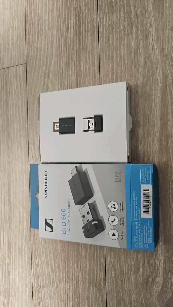 젠하이저 모멘텀4 와이어리스 + BTD600 이미지