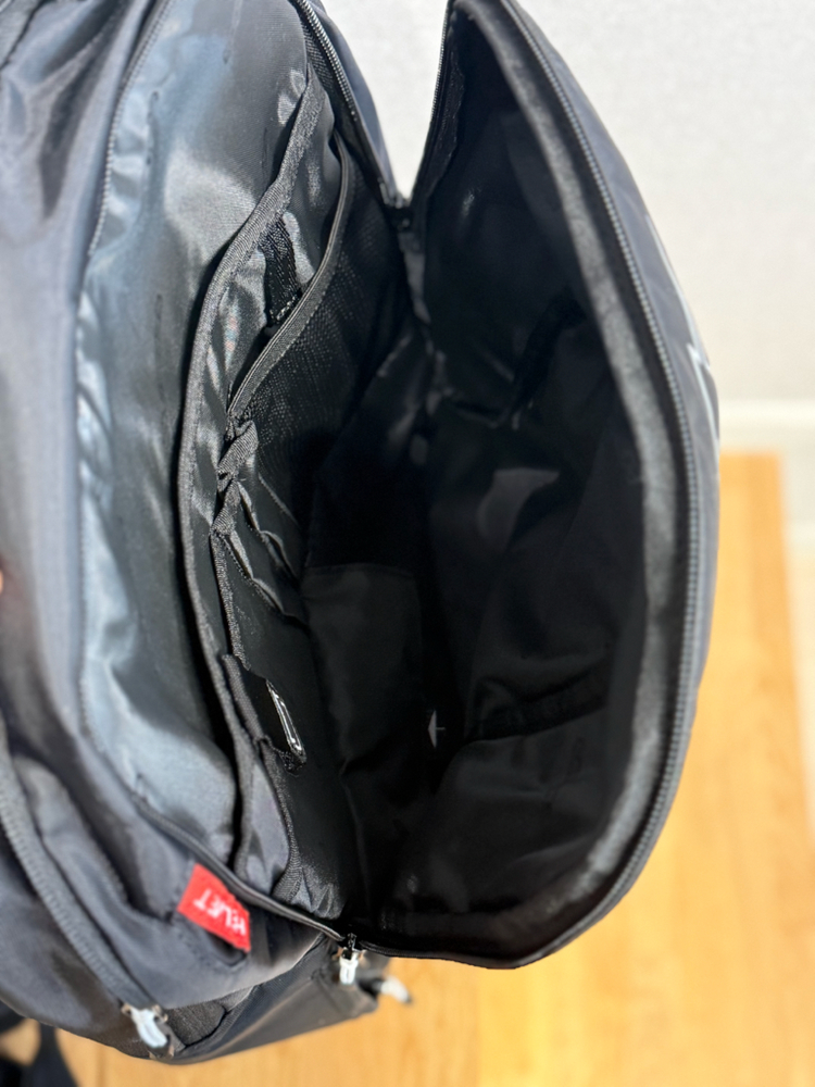 알파인스타즈 시티 헌터 백팩 V2 팝니다 이미지