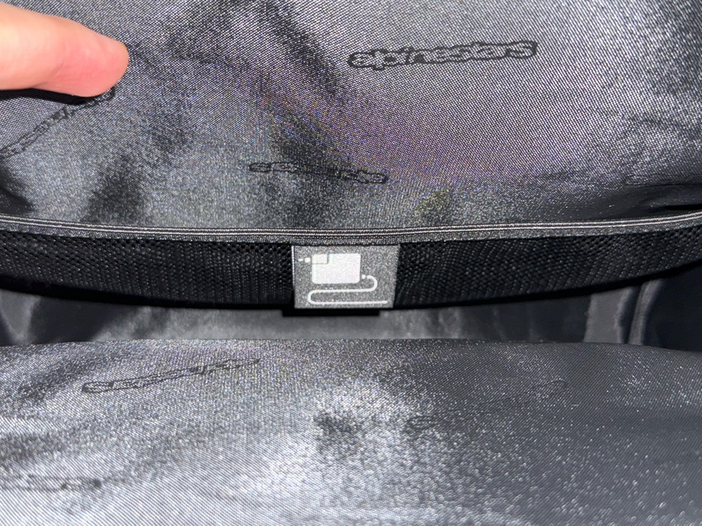 알파인스타즈 시티 헌터 백팩 V2 팝니다 이미지