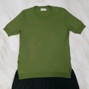 [정품 국내매장판 여성용] 몽클레어 반팔 니트 원피스 M 사이즈 (루이비통 샤넬 구찌 펜디 프라다 에르메스 디올) 이미지