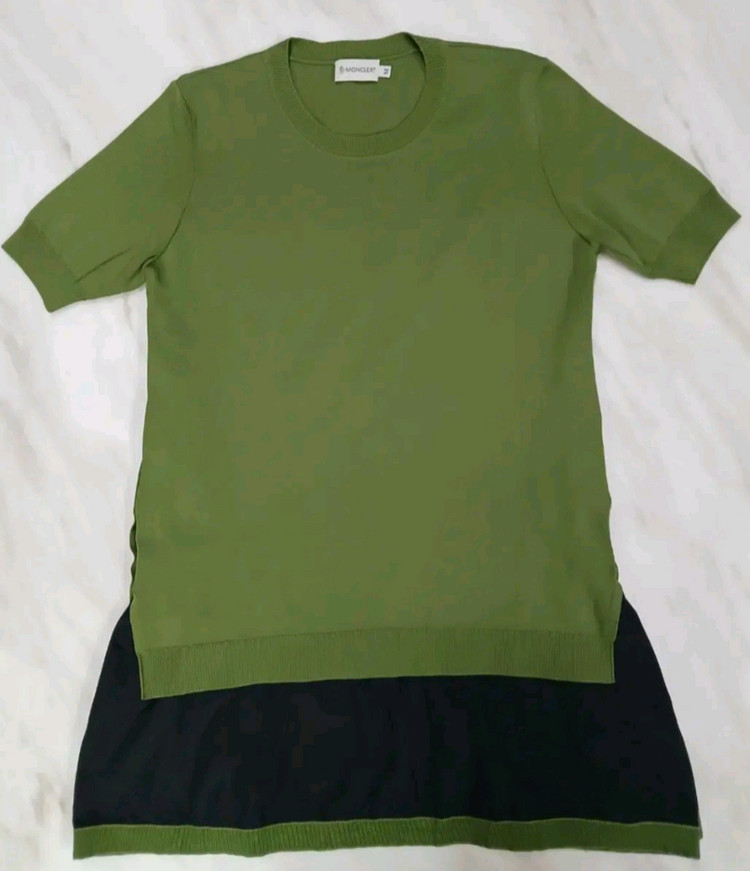 [정품 국내매장판 여성용] 몽클레어 반팔 니트 원피스 M 사이즈 (루이비통 샤넬 구찌 펜디 프라다 에르메스 디올) 이미지