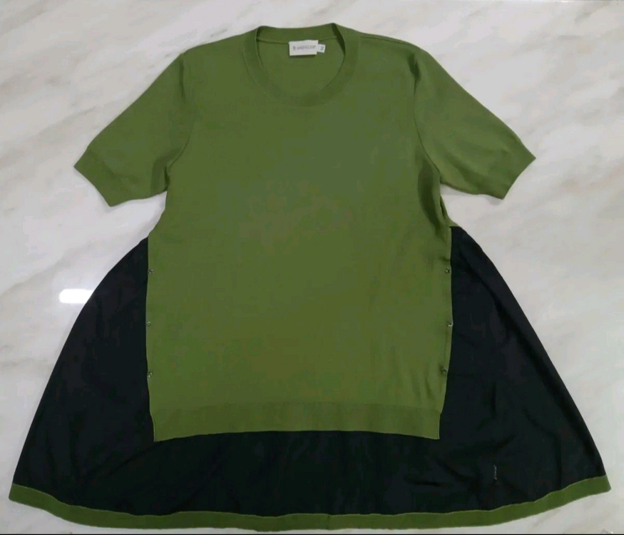 [정품 국내매장판 여성용] 몽클레어 반팔 니트 원피스 M 사이즈 (루이비통 샤넬 구찌 펜디 프라다 에르메스 디올) 이미지