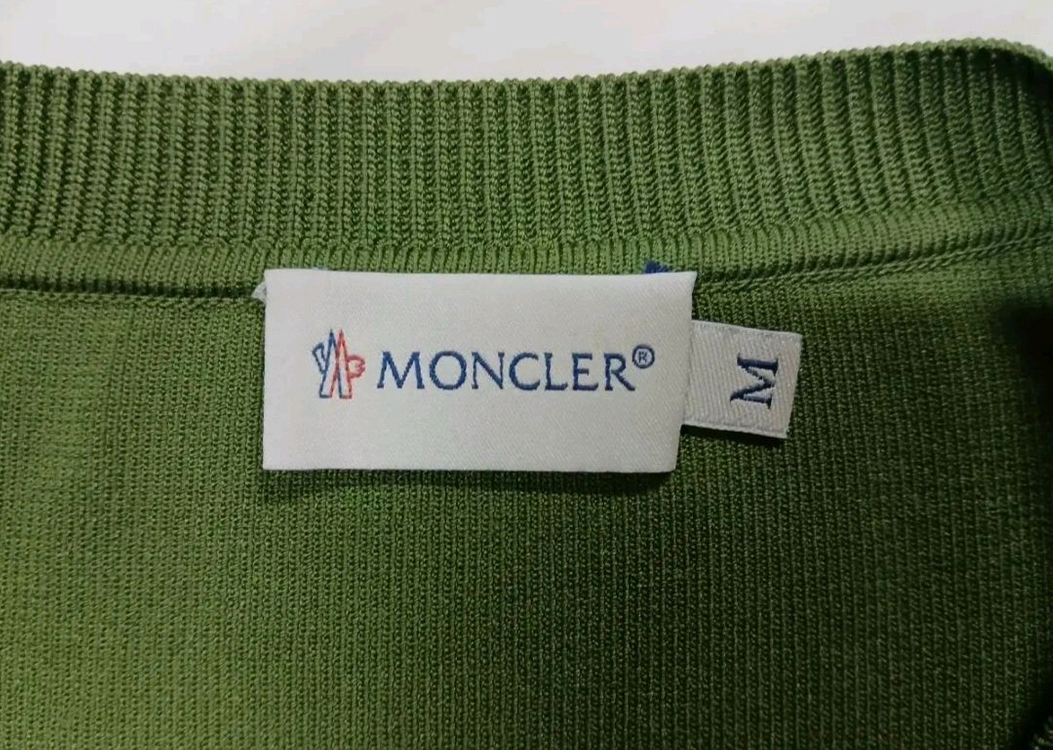 [정품 국내매장판 여성용] 몽클레어 반팔 니트 원피스 M 사이즈 (루이비통 샤넬 구찌 펜디 프라다 에르메스 디올) 이미지