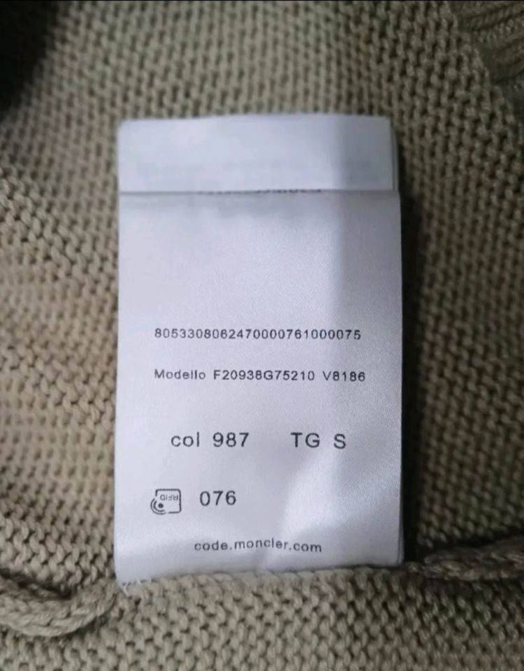 [진짜 좋습니다 여성용] 몽클레어 라운드 니트 S 사이즈 (루이비통 샤넬 구찌 펜디 프라다 에르메스 디올 톰브라운) 이미지