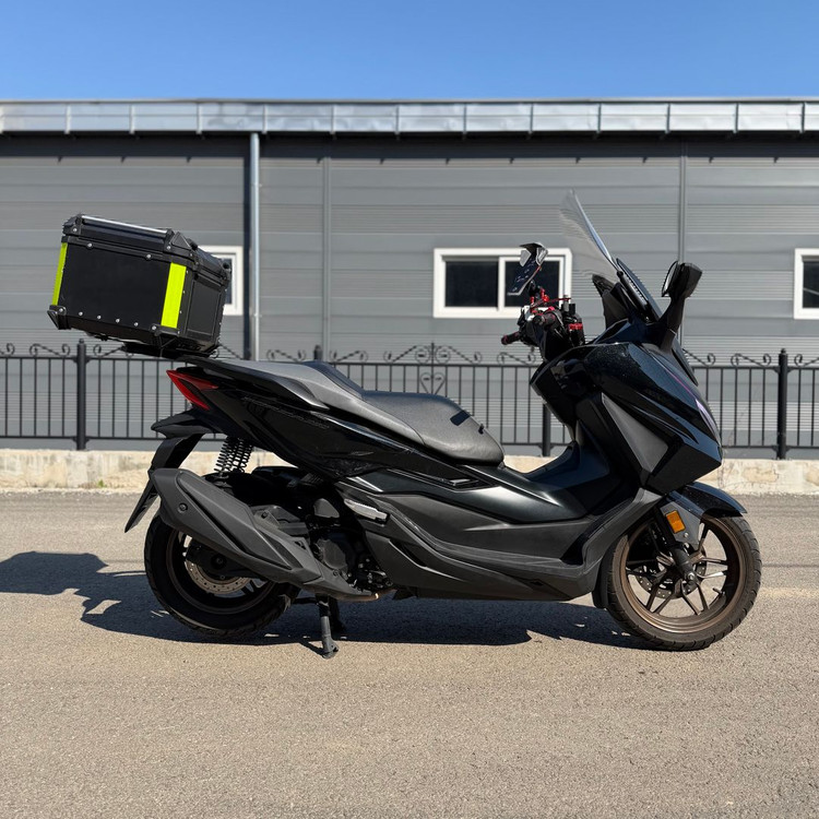 신차보증! 혼다 포르자350 25년식 1만7천km 배달셋팅 저렴하게 판매합니다 이미지