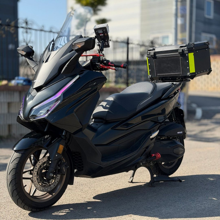 신차보증! 혼다 포르자350 25년식 1만7천km 배달셋팅 저렴하게 판매합니다 이미지