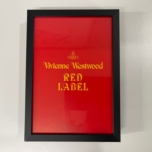 비비안웨스트우드 레드 라벨 Vivienne Westwood 아트 포토 2005 이미지