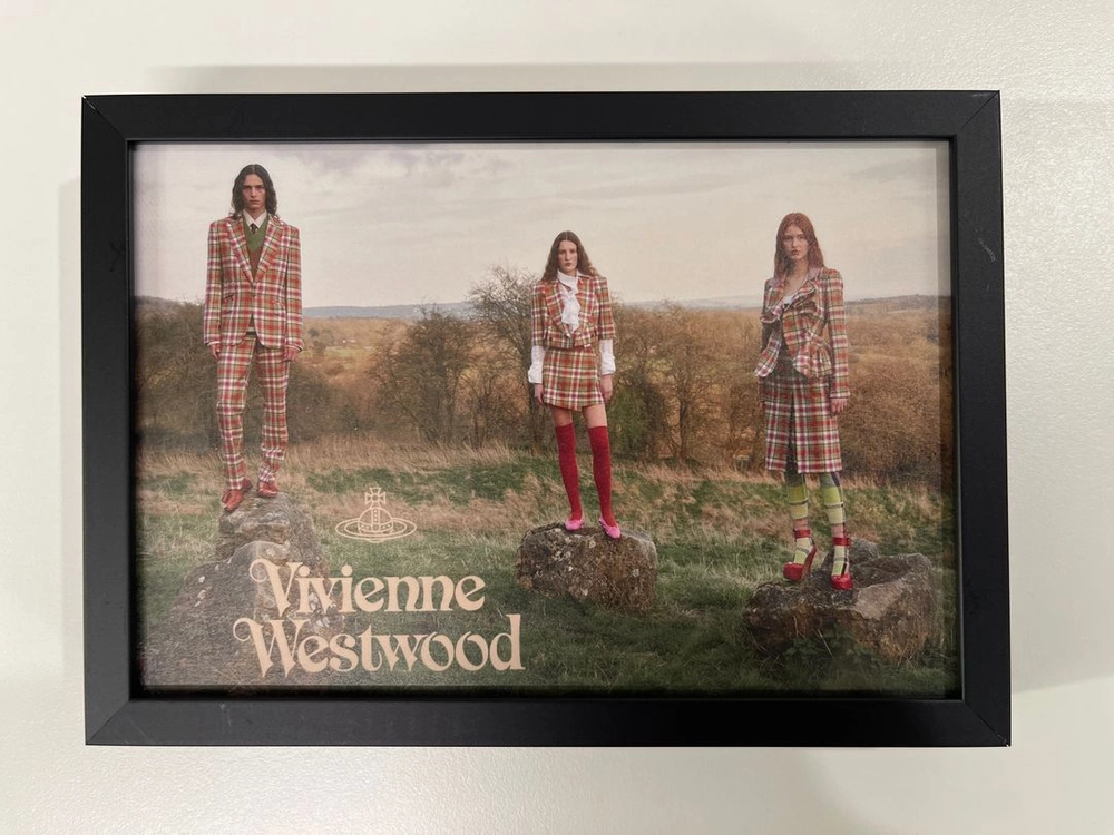 비비안웨스트우드 2024-25fw Vivienne Westwood 아트 포토 3번 이미지