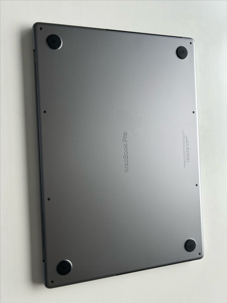 맥북프로 16인치 m1 max 32gb 1tb 이미지