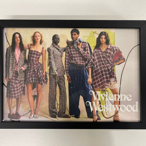 비비안웨스트우드 23fw Vivienne Westwood 아트 포토 6번 이미지