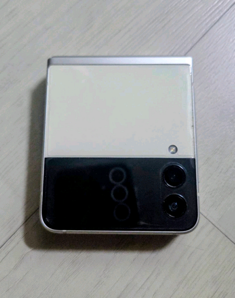 삼성 갤럭시 Z플립3 5G(크림) 256GB A급 이미지