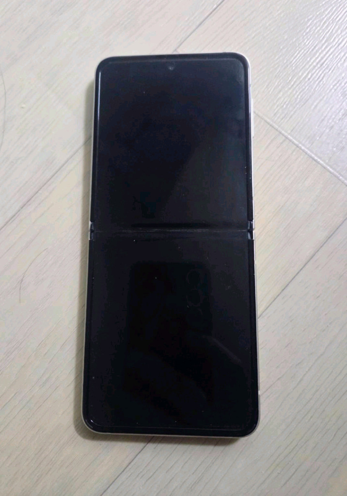 삼성 갤럭시 Z플립3 5G(크림) 256GB A급 이미지
