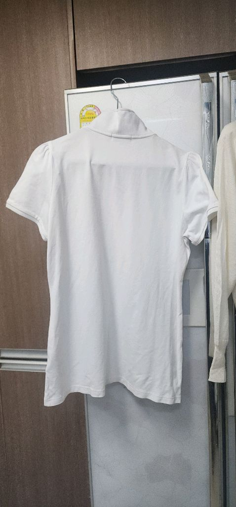 버버리 라운드카라 여성반팔 L 이미지