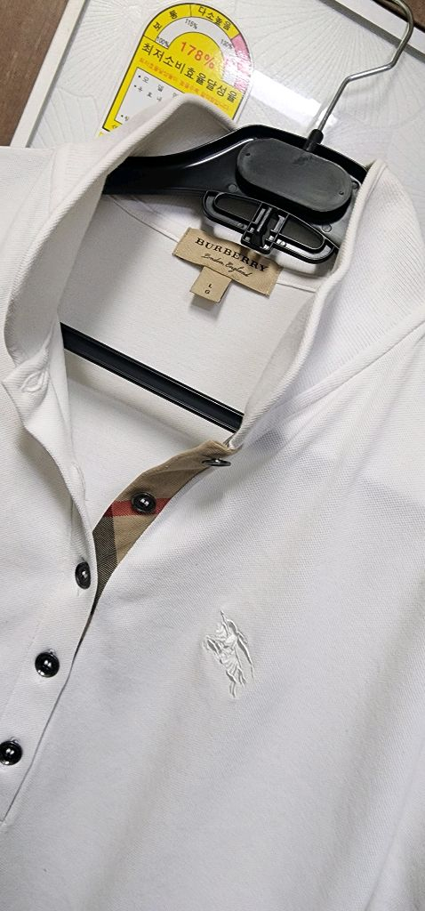 버버리 라운드카라 여성반팔 L 이미지