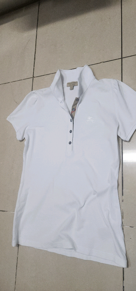 버버리 라운드카라 여성반팔 L 이미지