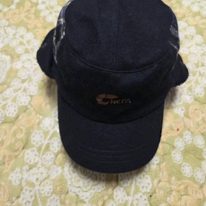 네파 블랙 귀달이 모자 이미지