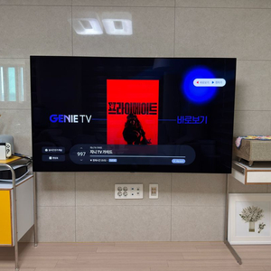 65인치 LG OLED 벽걸이 TV팝니다 이미지