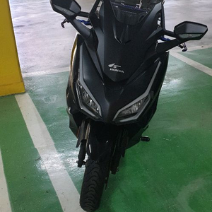 25년식 혼다포르자350cc 스쿠터 이미지