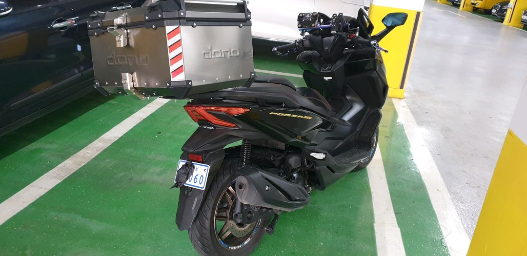 25년식 혼다포르자350cc 스쿠터 이미지