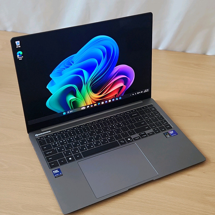 26년식+베터리100% | 삼성 갤럭시5프로 NT960XHA 노트북 | 16GB+울트라5 이미지