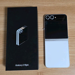 갤럭시 z 플립6 화이트 256GB 내부액정 교체품 이미지