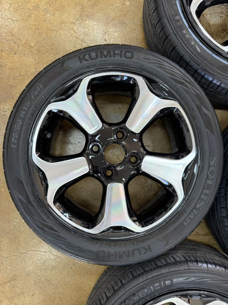 레이 15인치 순정휠타이어 팝니다 이미지