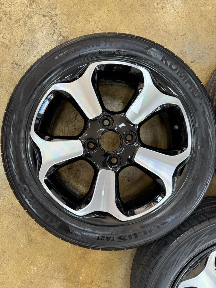 레이 15인치 순정휠타이어 팝니다 이미지