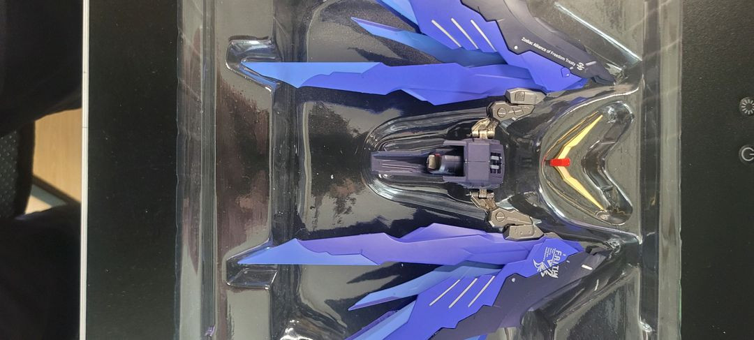 메탈기어 데스티니 프리덤컬러 팔아요 이미지