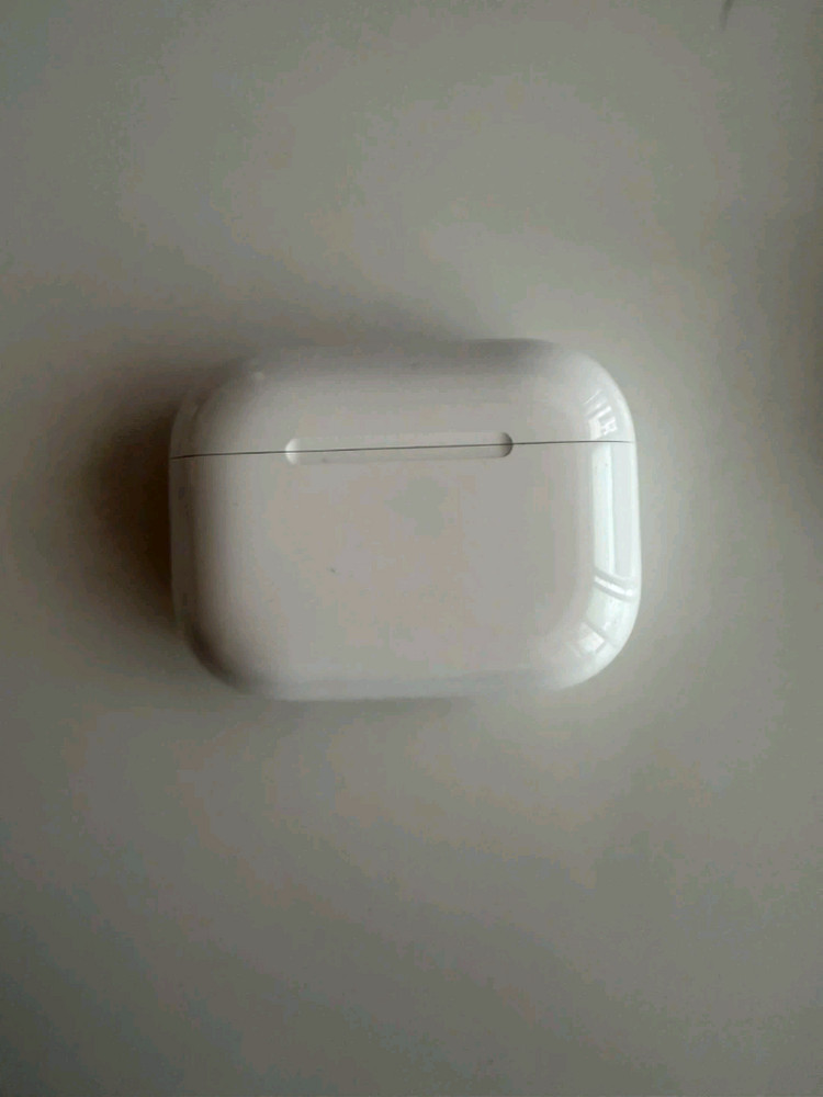 에어팟 프로 3세대 단순개봉 이미지