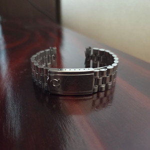 빈티지 오메가 코스믹 시계줄 이미지