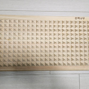 편백나무 원목 발 지압 자극 패드 이미지