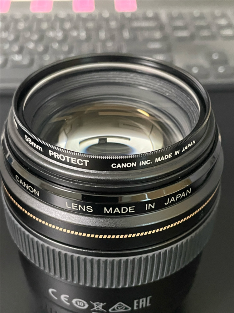 캐논 EF 85mm f1.8 USM 렌즈 이미지