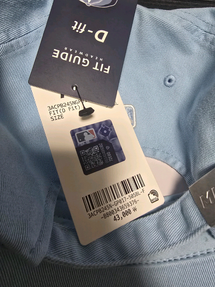 시그니처 언스트럭쳐 볼캡 뉴욕양키스 스카이블루 색상 프리사이즈 새상품 네고불가 이미지