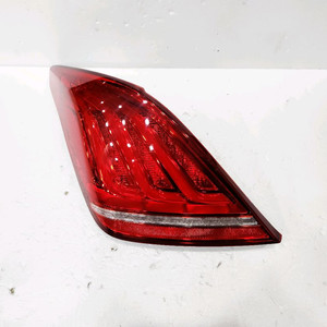 EQ900 운전석 후미등, EQ900 후미등, EQ900 데루등, EQ900 테일램프, 92401D2000 이미지