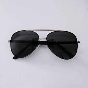 새상품,그림인증]보잉 편광 선글라스 썬글라스 낚시 릴 낚시대 낚싯대 차량용 휴대용 전동 루어 낚시용품 의자 가방 이미지