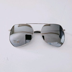 편광그림인증]실버미러 보잉 선글라스 낚시 자전거 골프 차량용 등산 운전용 캠핑 여행 캐리어 가방 텐트 돗자리 의자 이미지