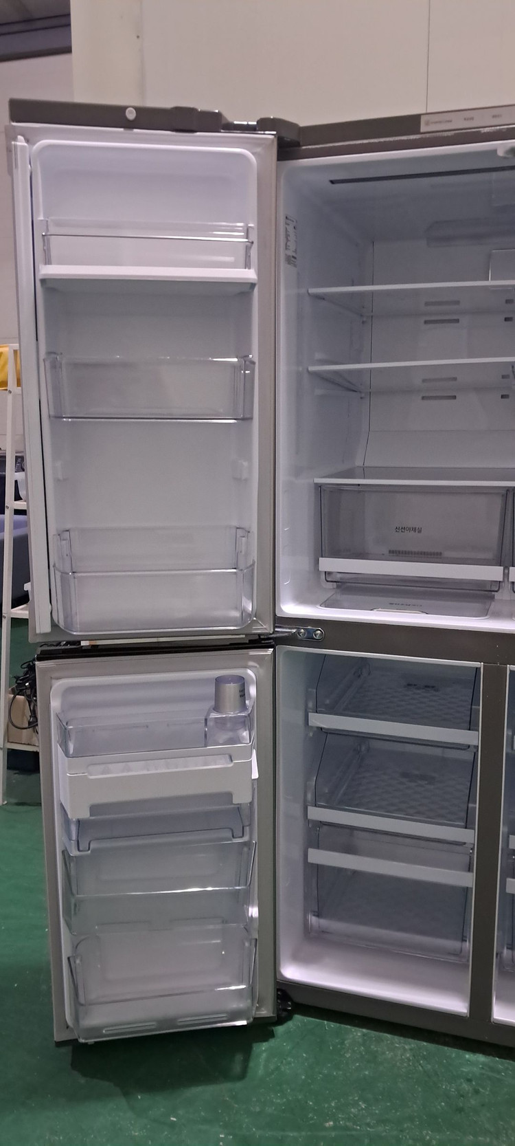 1603 엘지디오스 870L 4도어양문형냉장고(메탈) 이미지