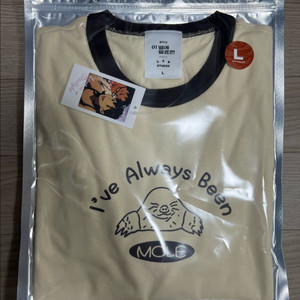 아이앱X이별에 필요한 티셔츠 아이보리 브라운 L , XL 판매 이미지