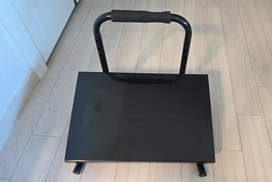 코지풋 사무실 책상 높이조절 발받침대 이미지