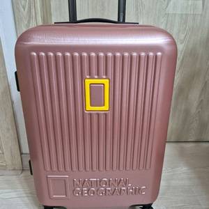 내셔널지오그래픽 캐리어 트레비아 20인치 기내용 새제품 (로즈골드) 이미지