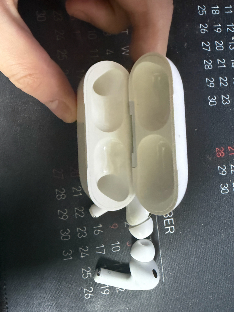 에어팟 프로3세대 이미지