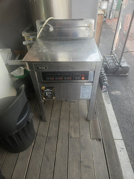린나이튀김기 328 23년식 2대 정제기 1개 이미지