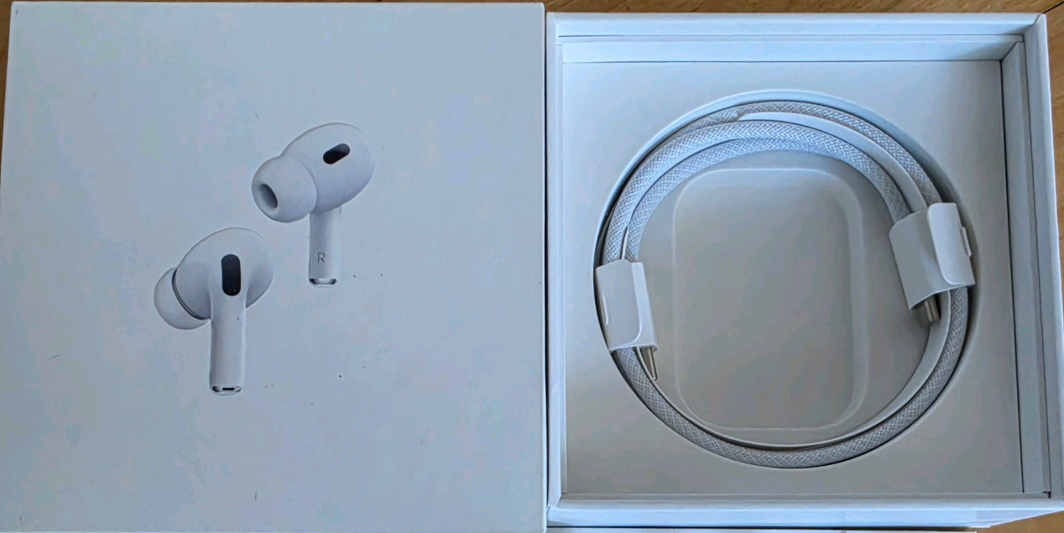 애플 에어팟 프로2 본체 및 박스(맥세이프c타입) 이미지